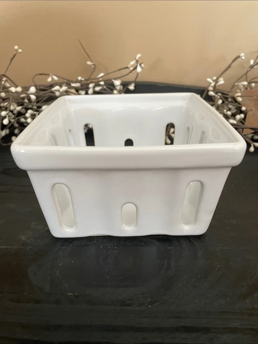 Boston Warehouse White Stoneware Berry Basket - 5”x5”